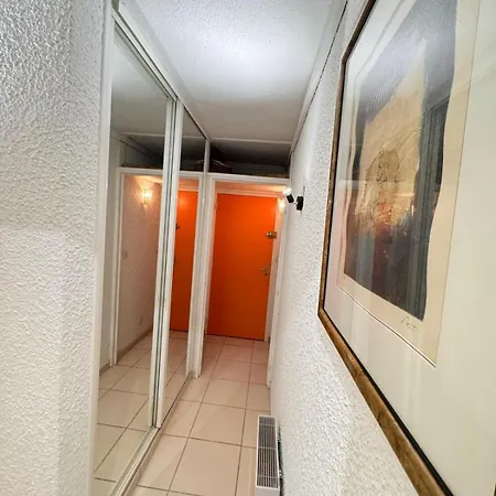 Les Cigales Yourhosthelper سانت ماكسيم